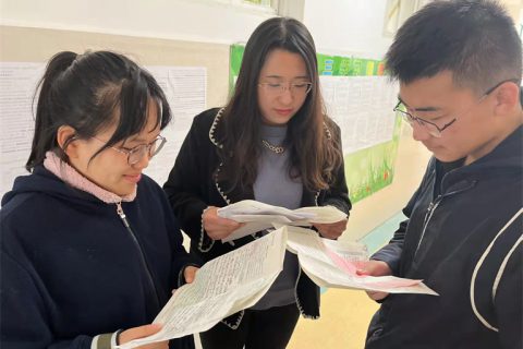 耕耘千百遍，换得桃李香 - 青岛志贤中学优秀教师牛樱樱