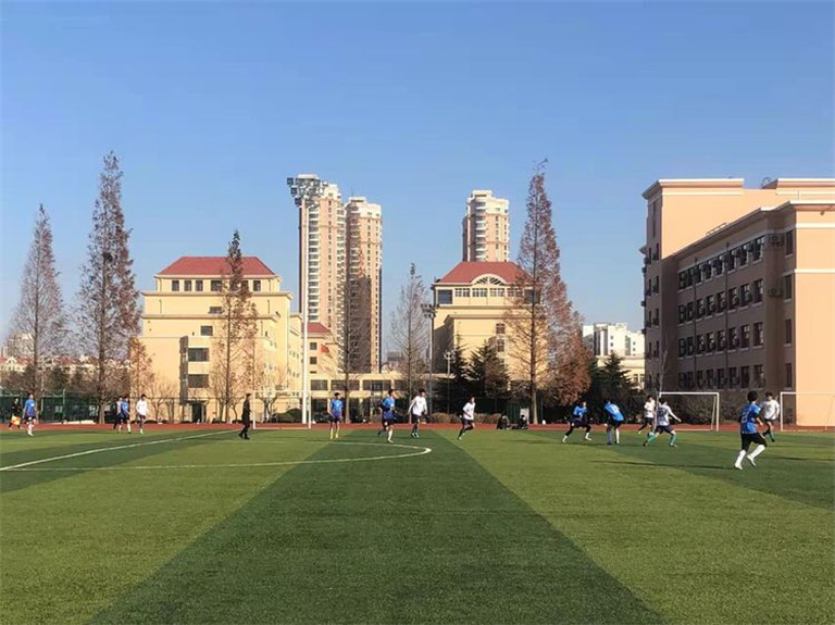 不忘初心燃火种岁月不负追梦人–青岛志贤中学优秀专业教师陈培帅