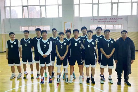 千锤百炼锻体魄，心存阳光育英才 - 记青岛志贤中学优秀体育教师林礼旭