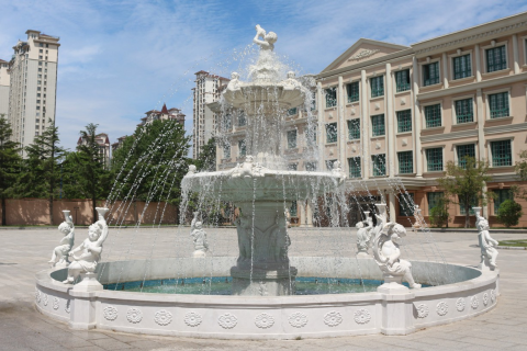 青岛志贤中学初中部2026年元旦放假通知及温馨提示