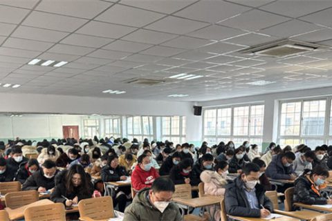 青岛志贤中学新学期教学工作会议
