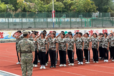 青岛志贤中学2023级高一新生会操表演