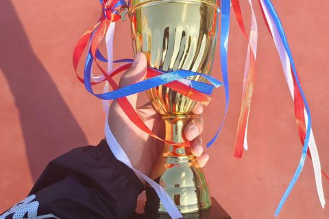 青岛志贤中学男子足球队参加青岛第三十四届“市长杯”高中男子足球比赛