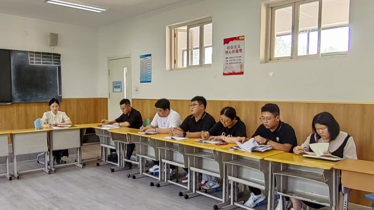 青岛志贤中学初中部消防安全演习