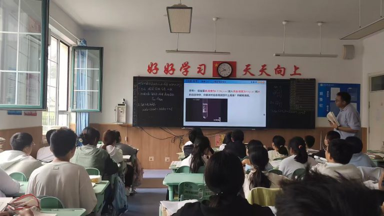 笃行育梦，深耕致远——青岛志贤中学优秀班主任 法晓东