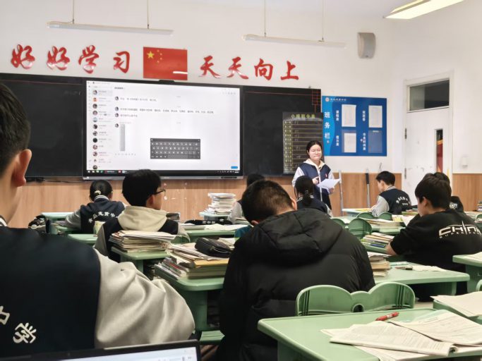 【班级榜样】以青春之力，筑班级之光——记青岛志贤中学高一（一）班优秀班委团队