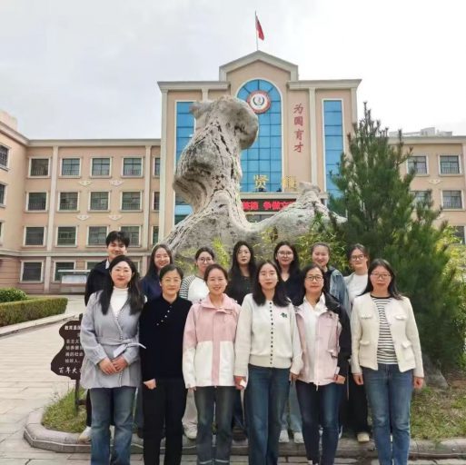 用字母织就梦想，以教研赋能成长——记青岛志贤中学外语教研组