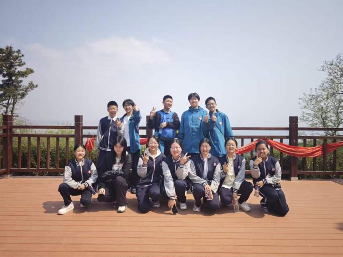 【志贤初中·全环境立德树人】踏古寻踪承文脉，研学知行启新程——青岛志贤中学初中部研学实践活动圆满开展