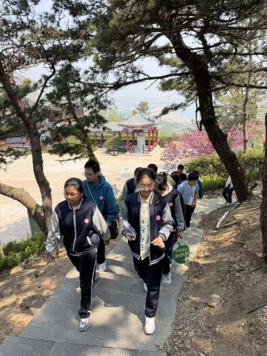 【志贤初中·全环境立德树人】踏古寻踪承文脉，研学知行启新程——青岛志贤中学初中部研学实践活动圆满开展