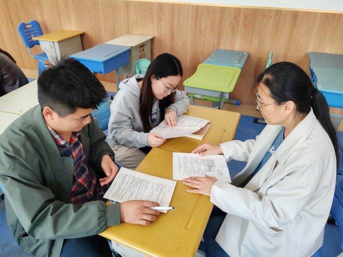 通古今之变，育时代栋梁——记青岛志贤中学历史教研组