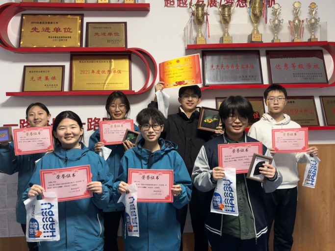 墙上有山河，心中有丘壑——记青岛志贤中学地理教研组