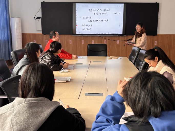 墙上有山河，心中有丘壑——记青岛志贤中学地理教研组