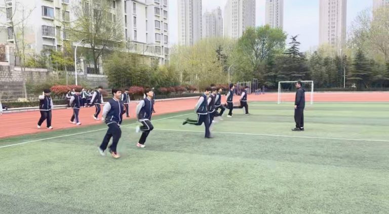 淬体砺志赴云程  铸魂明德育青衿——青岛志贤中学体育组工作纪实