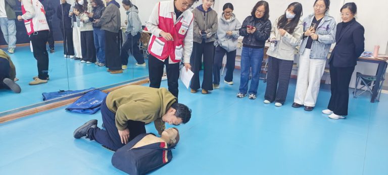 淬体砺志赴云程  铸魂明德育青衿——青岛志贤中学体育组工作纪实