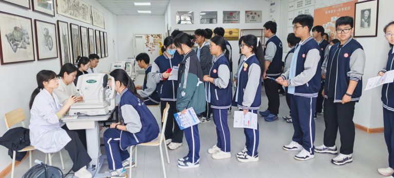 淬体砺志赴云程  铸魂明德育青衿——青岛志贤中学体育组工作纪实