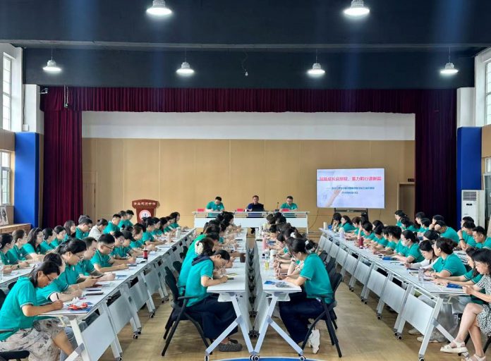 赋能成长启新程，蓄力前行谱新篇——青岛志贤中学2026秋新学期教师教学能力提升培训暨教学工作大会