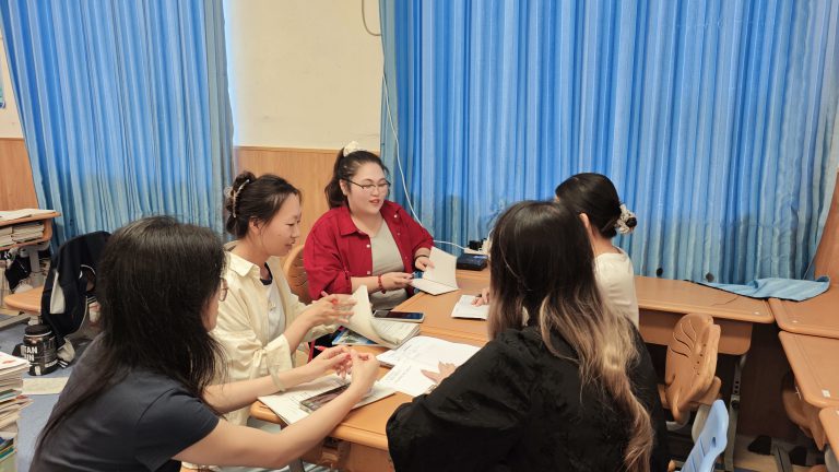 深耕教坛  育人花开青岛志贤中学数学教研组组长窦榕老师